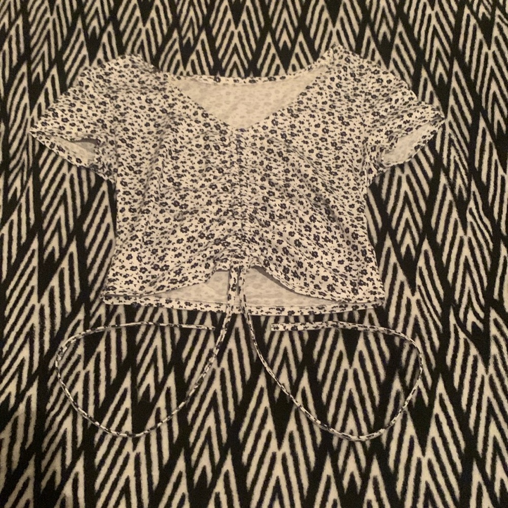 Floral drawstring shirt